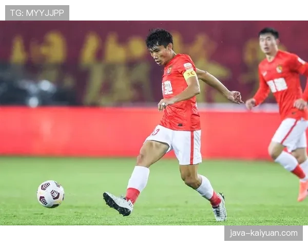 郑智边路传中如何提升助攻效率：解析其撕开防线的中场优势